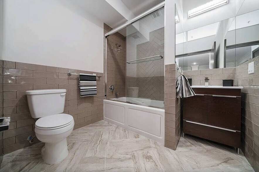 More Photos Of 186-188 Kensington Ave, Jersey City Apartments For Sale