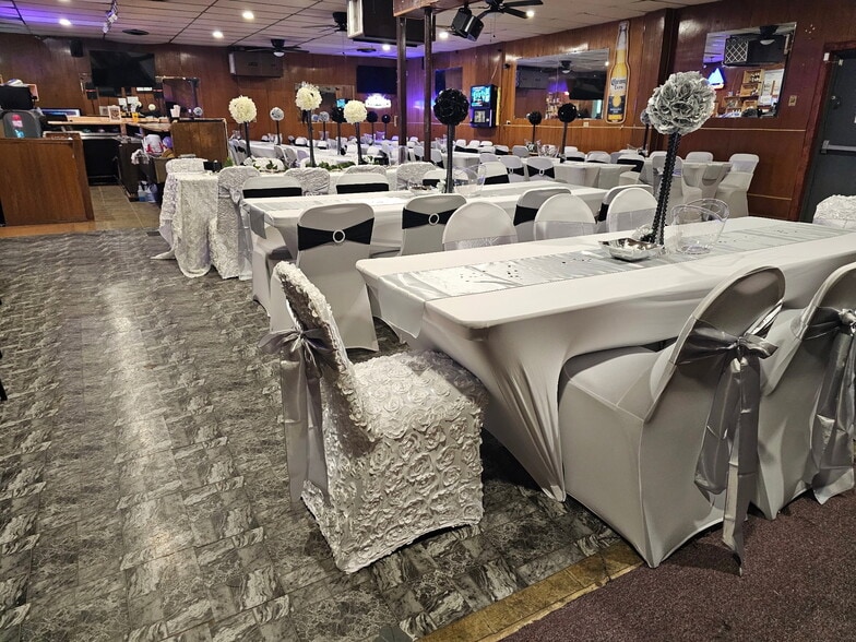 More Photos Of 2219 Evans Ave, Fort Worth Freestanding For Sale