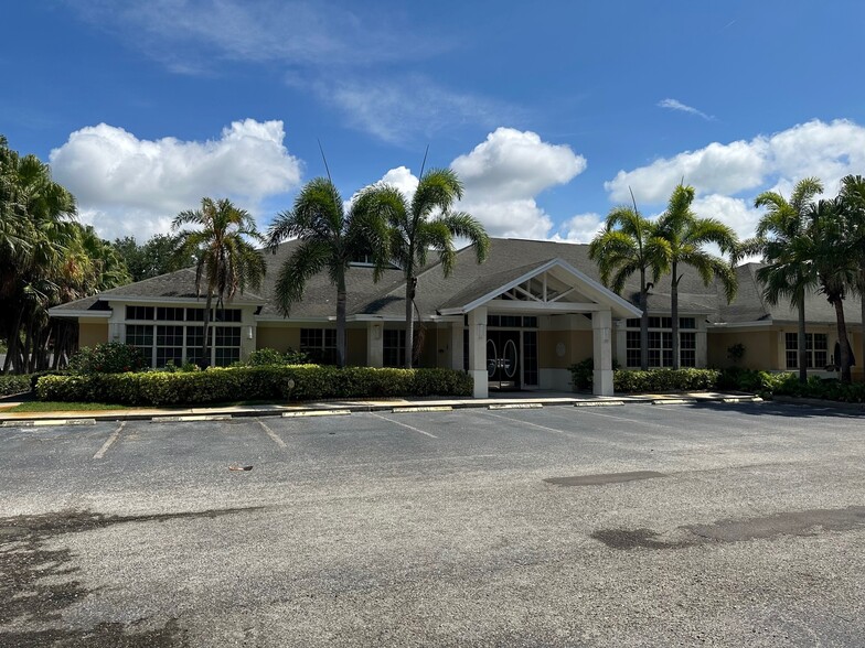 Primary Photo Of 2901-2905 Rigsby Ln, Safety Harbor Medical For Lease