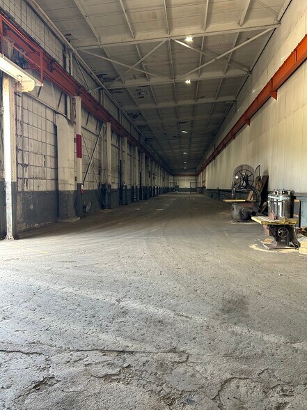 More Photos Of 601 W 7th Ave, Homestead Manufacturing For Sale