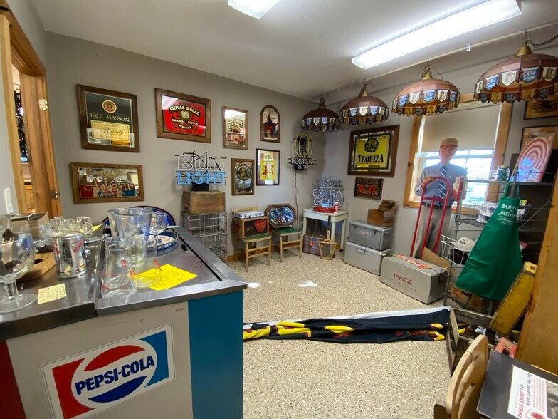 More Photos Of W2003 State Road 21, Berlin Daycare Center For Sale