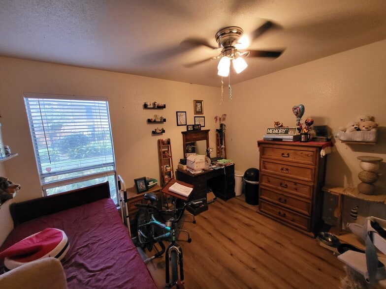 More Photos Of , Houston Multifamily For Sale