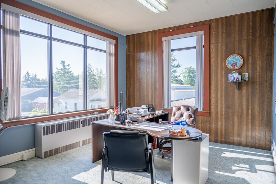 More Photos Of 129 E Bridge St, New Lisbon Bank For Sale