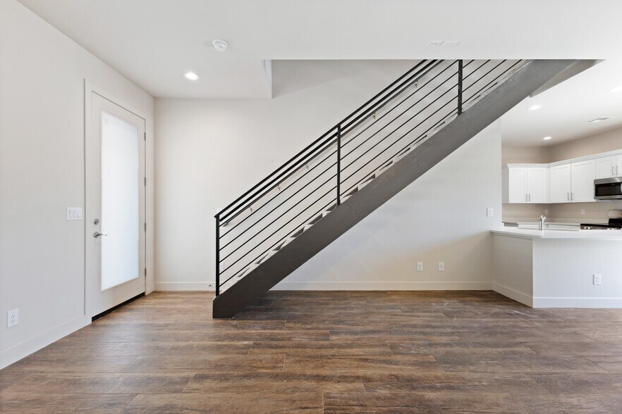 More Photos Of 4307 N 13th Pl, Phoenix Apartments For Sale