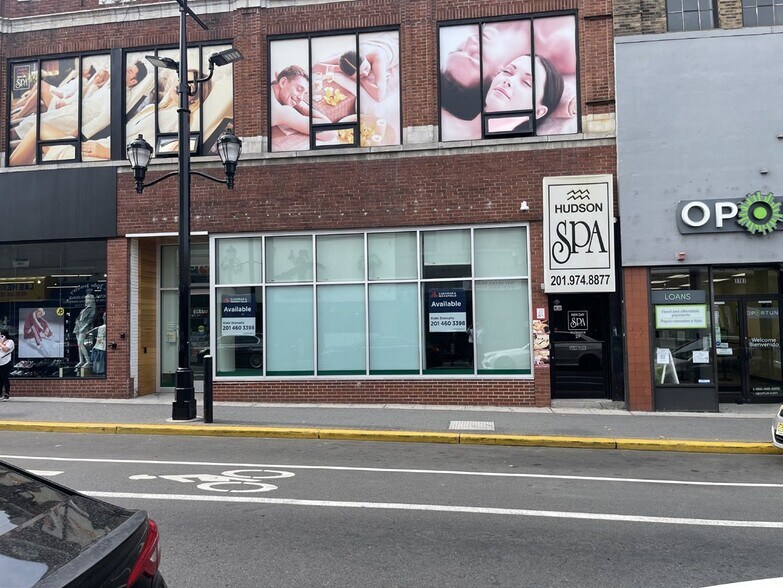 Primary Photo Of 3703 Bergenline Ave, Union City General Retail For Lease