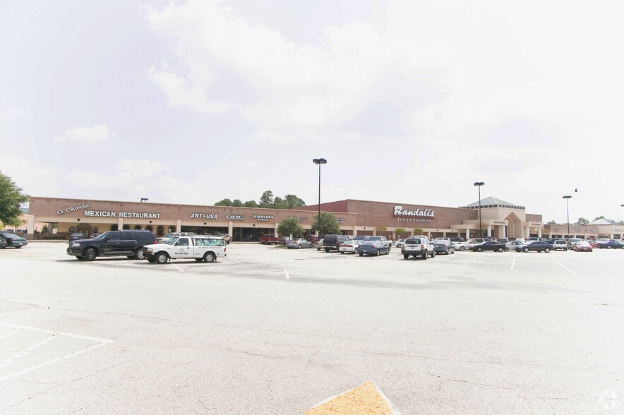 More Photos Of 502-880 Kingwood Dr, Humble Unknown For Lease