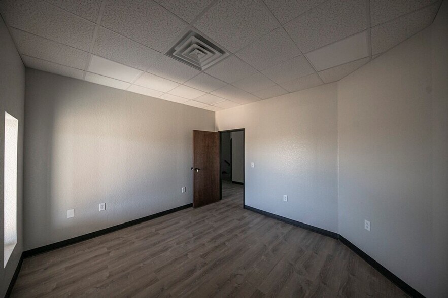 More Photos Of 14661 W I-20, Odessa Warehouse For Lease