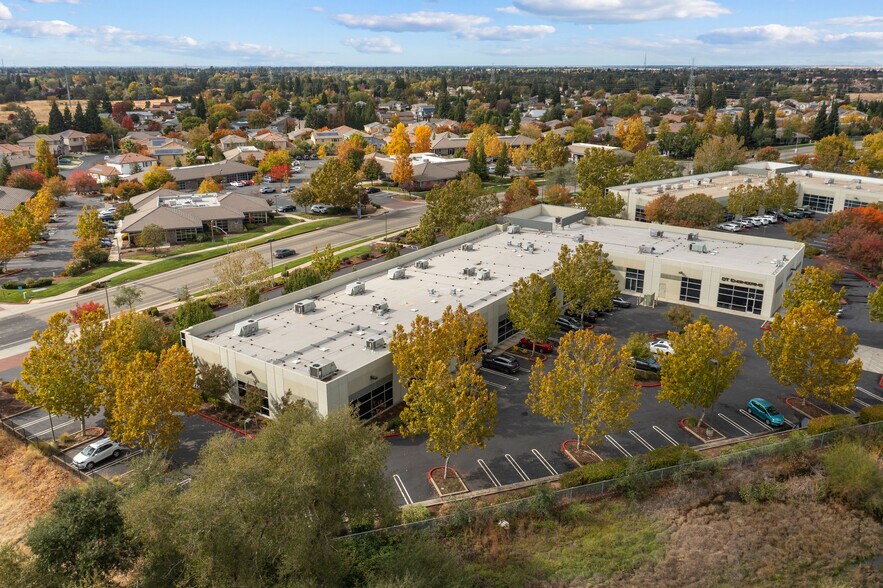 More Photos Of 920 Reserve Dr, Roseville Loft Creative Space For Lease