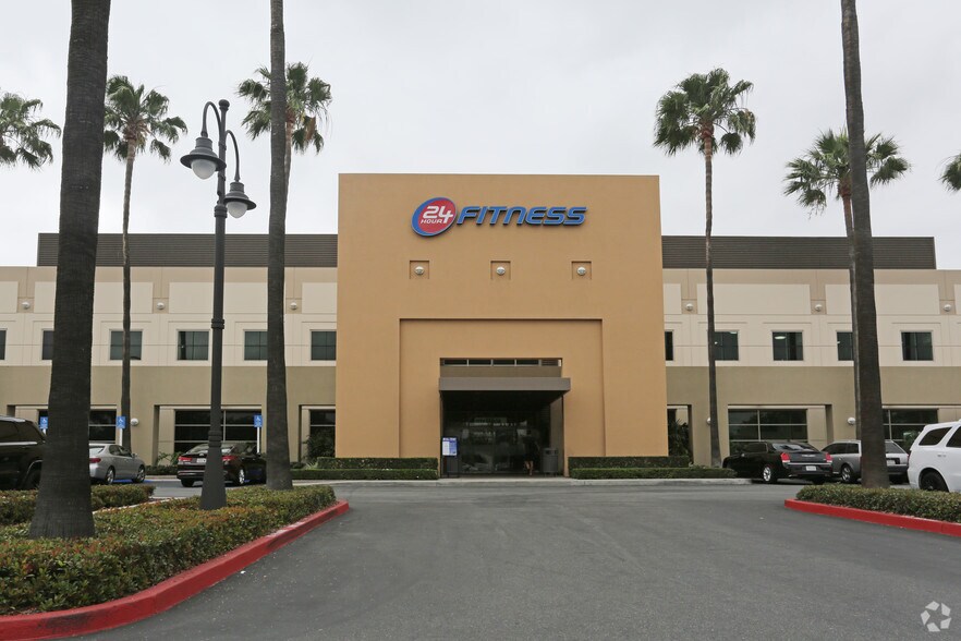 Primary Photo Of 8697 Irvine Center Dr, Irvine Health Club For Lease
