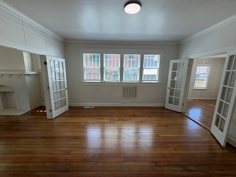 More Photos Of 1605 N Classen Dr, Oklahoma City Office Residential For Sale