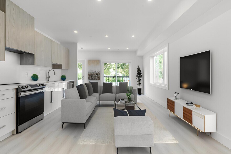 More Photos Of 15 Burrard Rd, Toronto Apartments For Sale