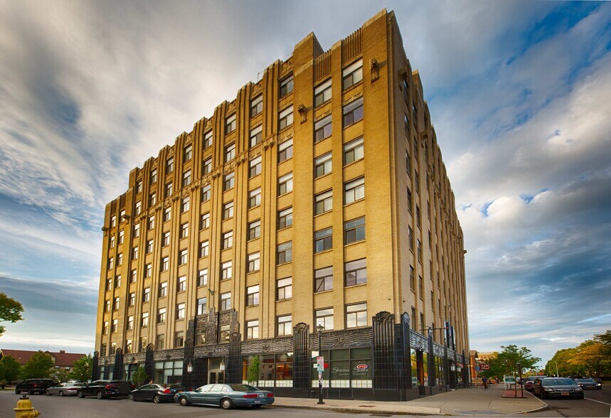 Primary Photo Of 277 Alexander St, Rochester Office Residential For Lease