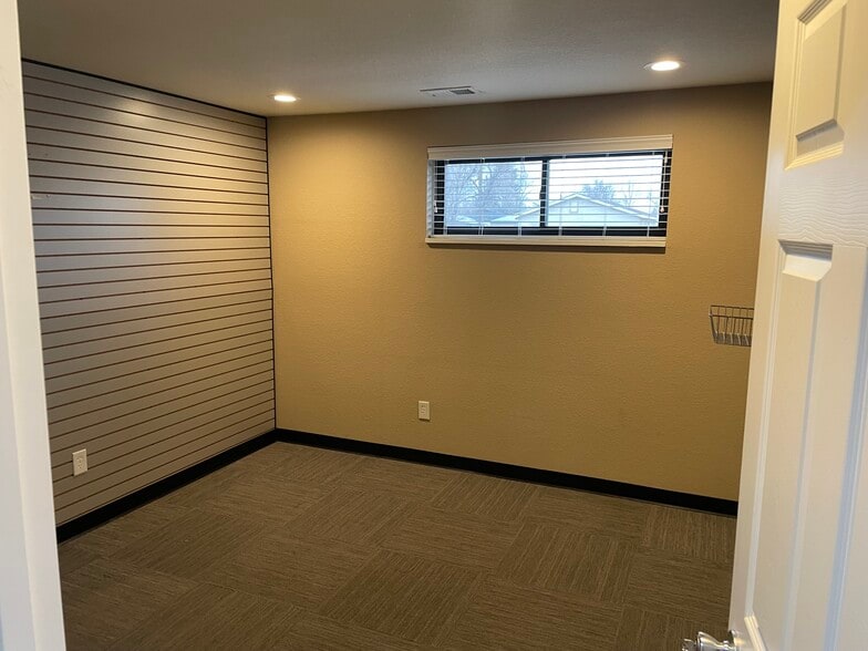 More Photos Of 6301 E 71st Ave, Commerce City Warehouse For Sale