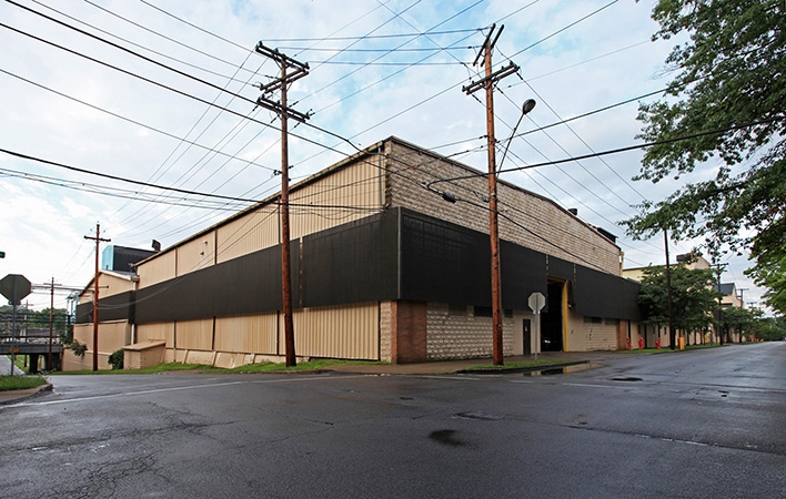 Primary Photo Of 186 Lincoln Ave, Grove City Warehouse For Lease