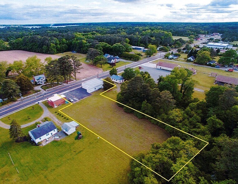 More Photos Of 16945 General Puller Hwy, Deltaville Office For Sale