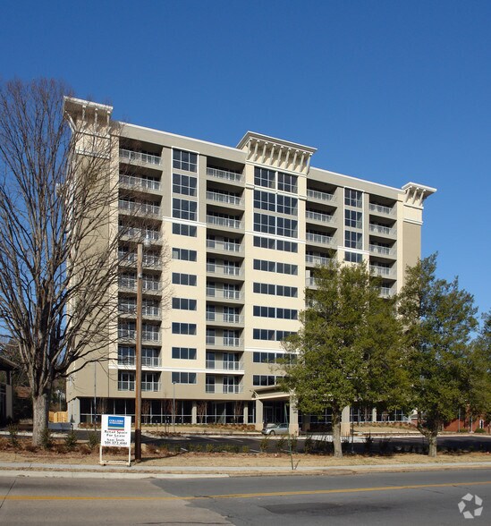 More Photos Of 3700 Cantrell Rd, Little Rock Apartments For Lease