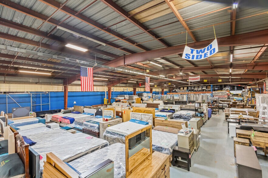 More Photos Of 1400 Reid St, Palatka Warehouse For Lease