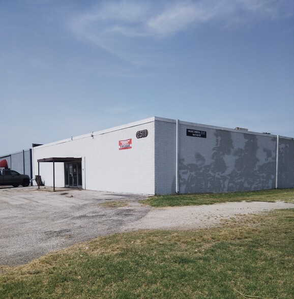 Primary Photo Of 2511 National Dr, Garland Warehouse For Lease