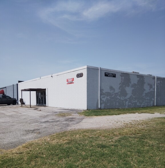 Primary Photo Of 2511 National Dr, Garland Manufacturing For Sale