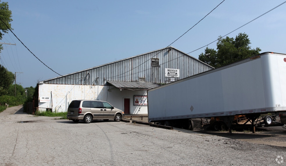 More Photos Of 211 Swans Ln, Saint Albans Industrial For Sale