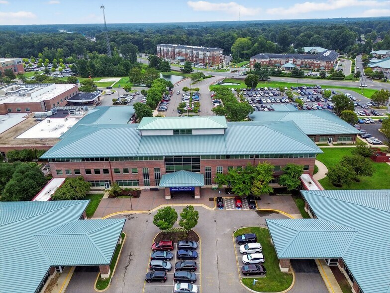 More Photos Of 8220 Meadowbridge Rd, Mechanicsville Medical For Lease