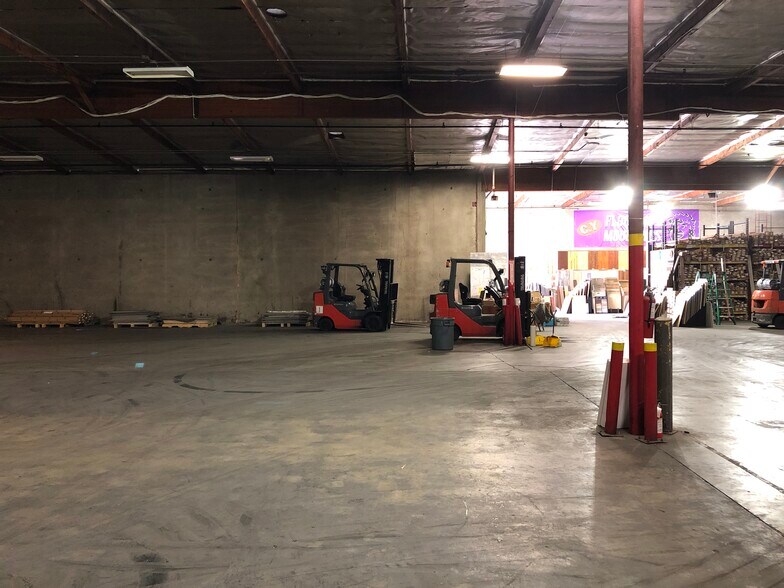 More Photos Of 18409 E Valley Blvd, City of Industry Warehouse For Lease
