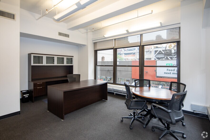 More Photos Of 589 Eighth Ave, New York Loft Creative Space For Lease