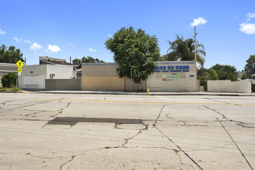 More Photos Of 4002-4006 1/2 Verdugo Rd, Glassell Park Storefront Retail Residential For Sale