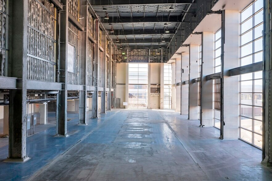More Photos Of 120 Salem Ave SW, Roanoke Warehouse For Lease