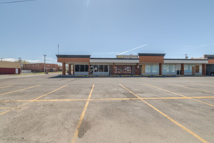 More Photos Of 3500-3534 S Newcastle Rd, Oklahoma City Storefront For Lease