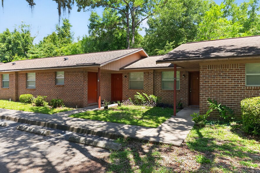 More Photos Of 20420 NW 243rd Dr, High Springs Apartments For Sale