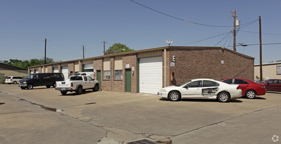 More Photos Of 13200 Pond Springs Rd, Austin Unknown For Lease