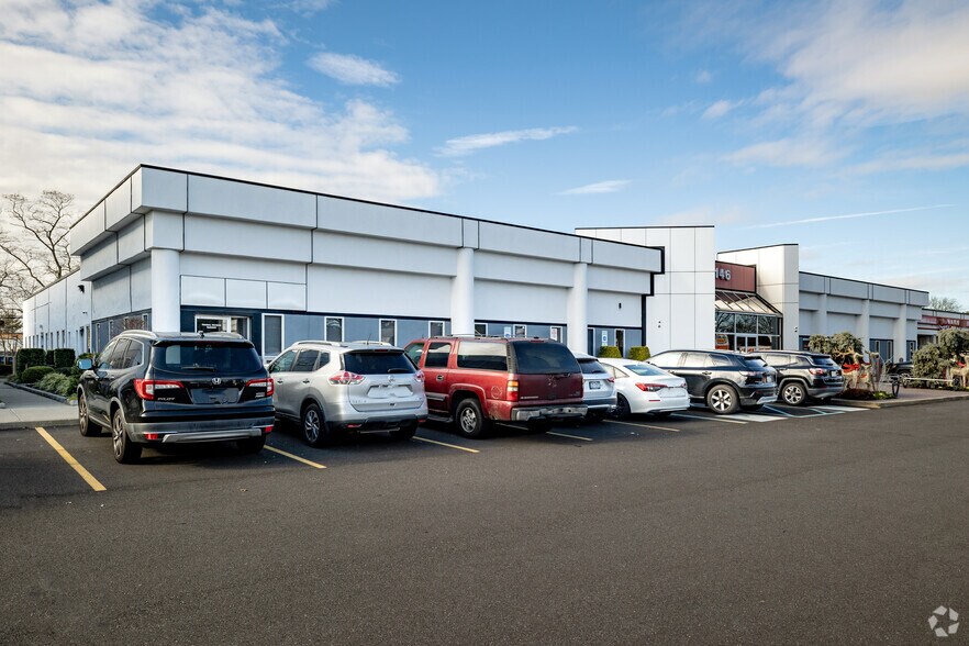 Primary Photo Of 146 Manetto Hill Rd, Plainview Medical For Lease