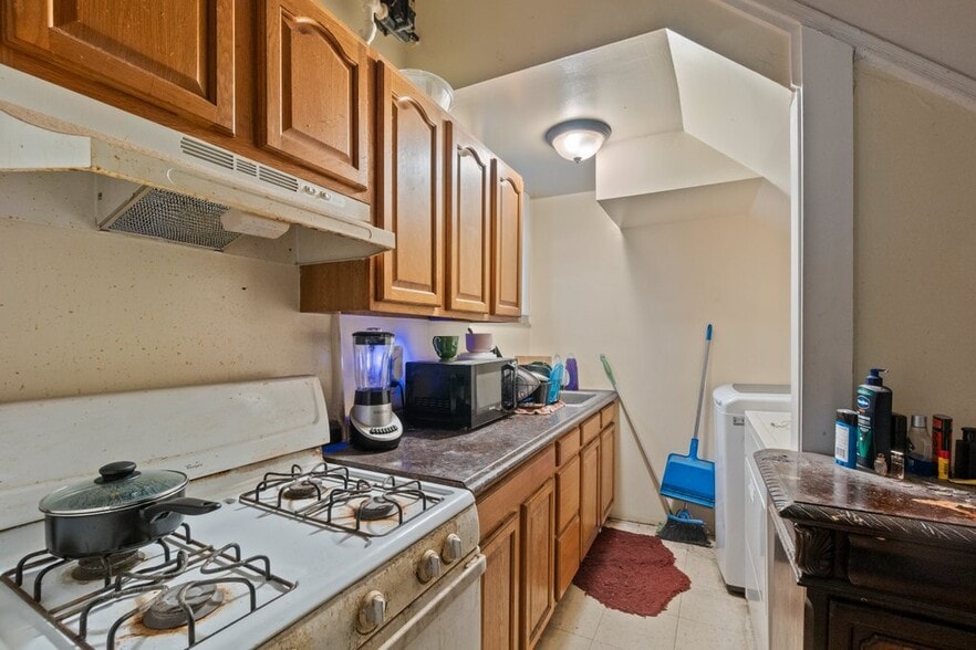 More Photos Of 2301 Maryland Ave, Baltimore Apartments For Sale
