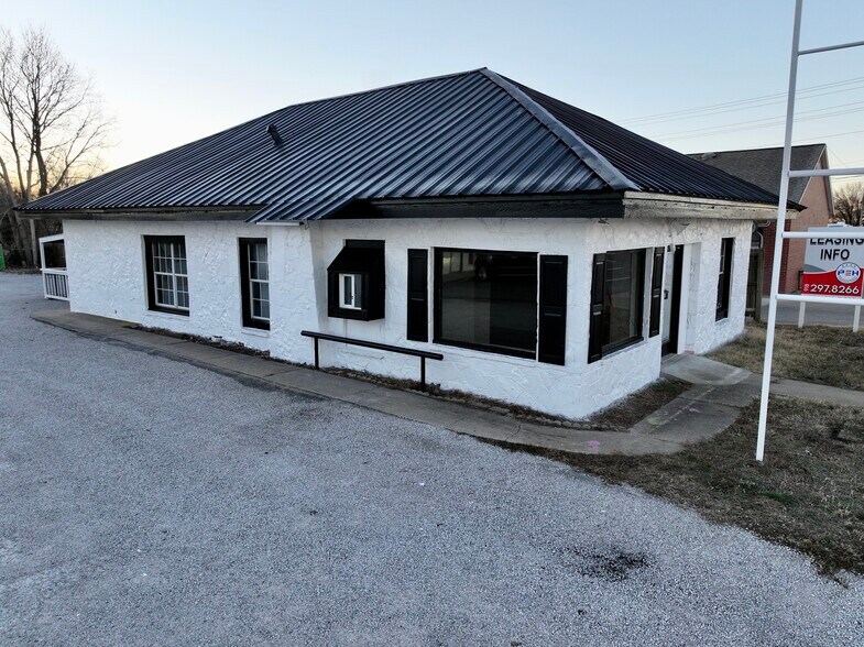 More Photos Of 510 N Lynn Riggs Blvd, Claremore Office Residential For Sale
