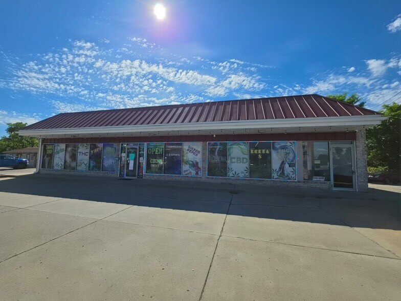 More Photos Of 4317 Sunset Blvd, Steubenville Convenience Store For Lease