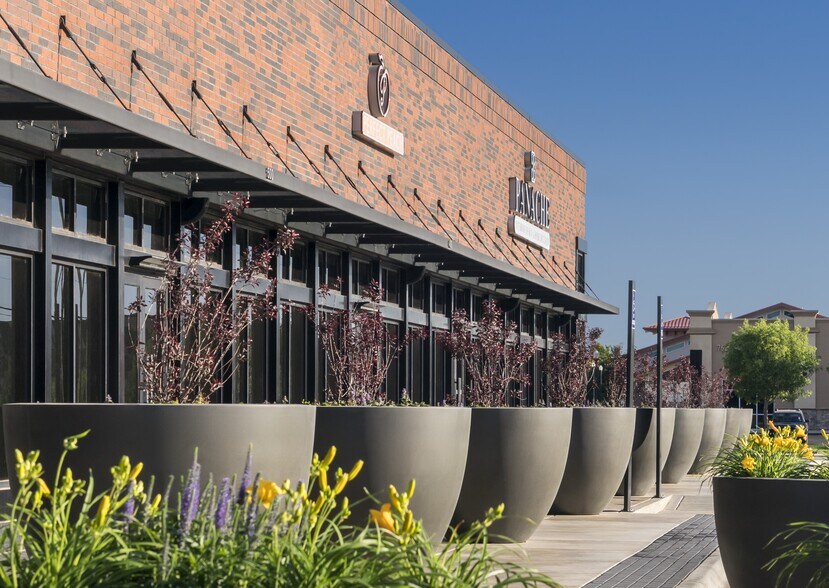 More Photos Of 7669 Hillside Rd, Amarillo Unknown For Lease