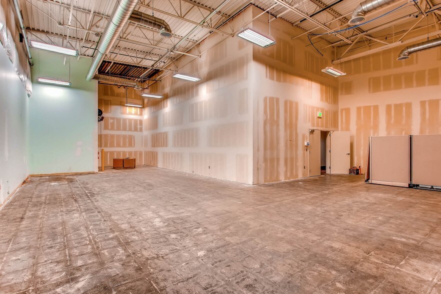More Photos Of 1805-1823 S Murray Blvd, Colorado Springs Manufacturing For Lease