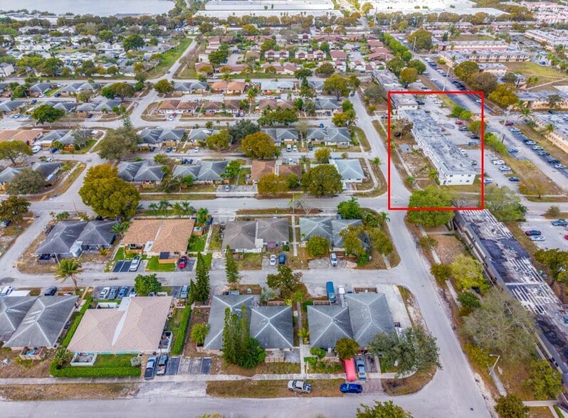 More Photos Of 301 NW 32nd Ct, Pompano Beach Apartments For Sale