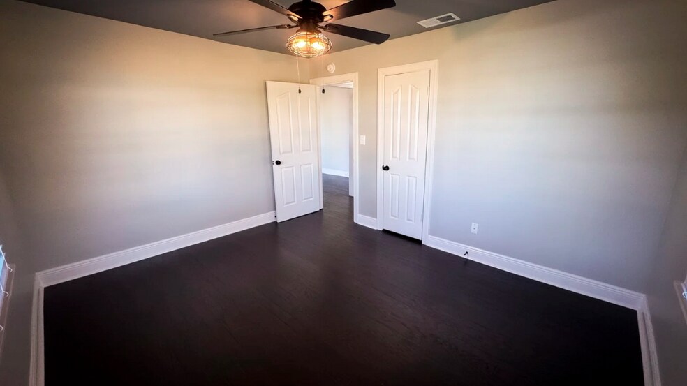 More Photos Of 102 Elmwood Dr, Lebanon Loft Creative Space For Lease
