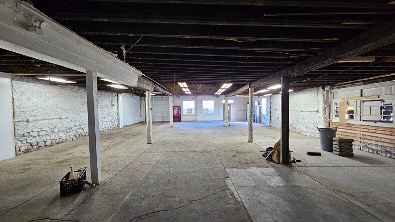 More Photos Of 106 S Chestnut St, Colorado Springs Storefront For Lease