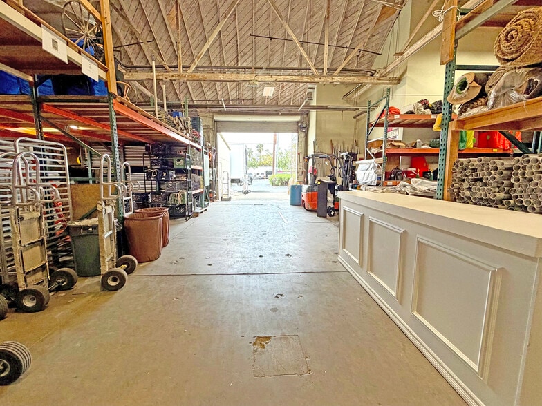 More Photos Of 436 E Gutierrez St, Santa Barbara Light Distribution For Lease