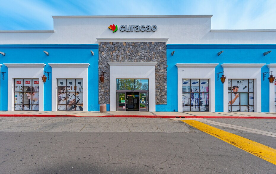 More Photos Of 11215-11389 Long Beach Blvd, Lynwood Unknown For Lease