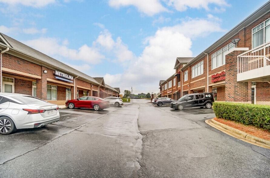 Primary Photo Of 7925 N Tryon St, Charlotte Unknown For Lease