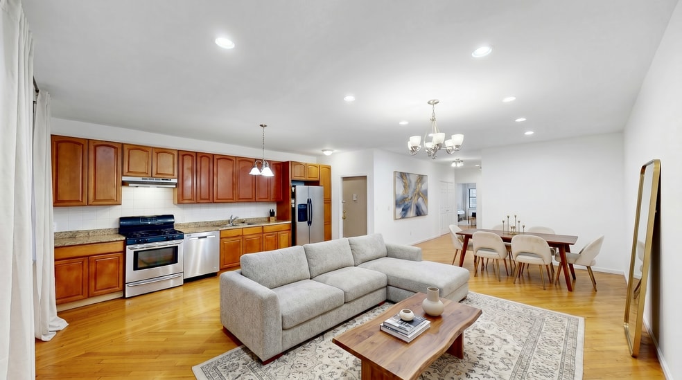 More Photos Of 360 S 3rd St, Brooklyn Apartments For Sale