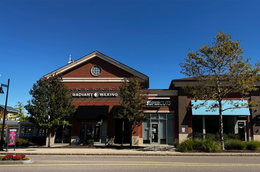 More Photos Of 215-421 Lincoln St, Hingham Unknown For Lease