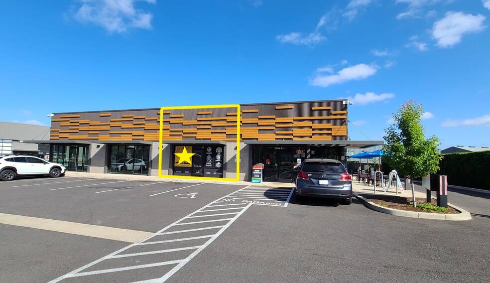 Primary Photo Of 1805 Silverton Rd NE, Salem Freestanding For Lease