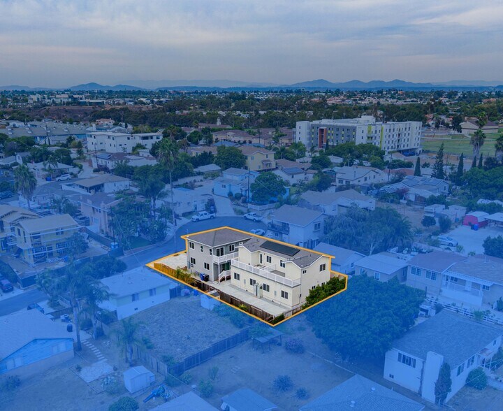 More Photos Of 6737-43 Thomson Ct, San Diego Apartments For Sale