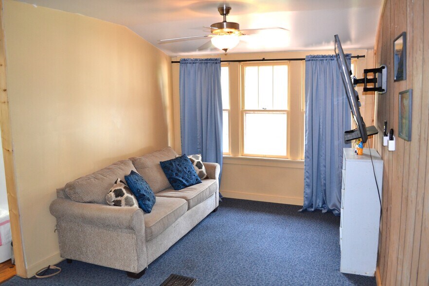 More Photos Of 2373 Untalulti Dr, Monticello Specialty For Sale