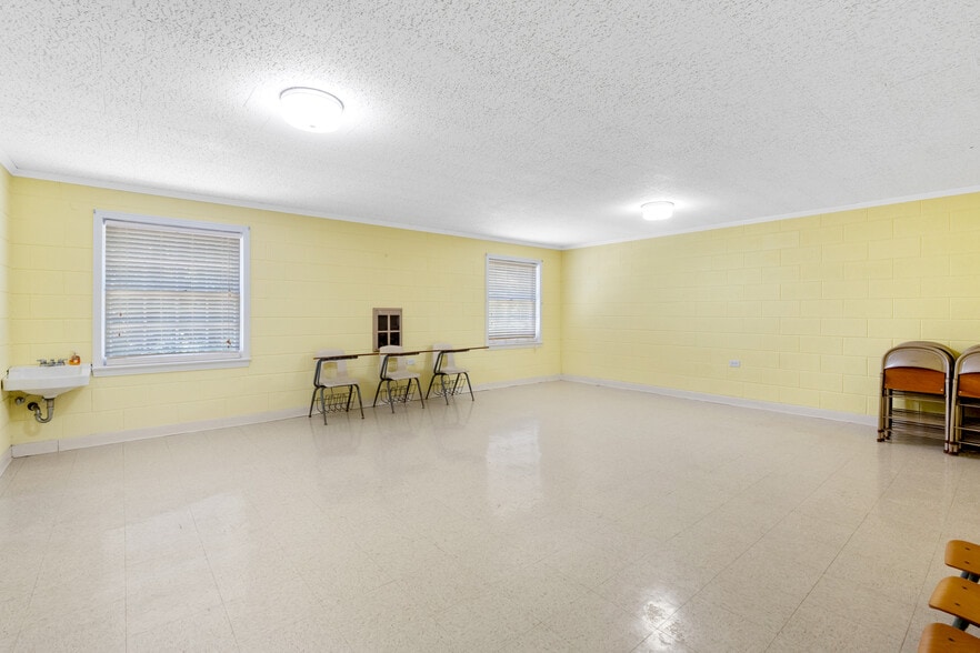 More Photos Of 1920 Park Ave, Rockingham Religious Facility For Sale